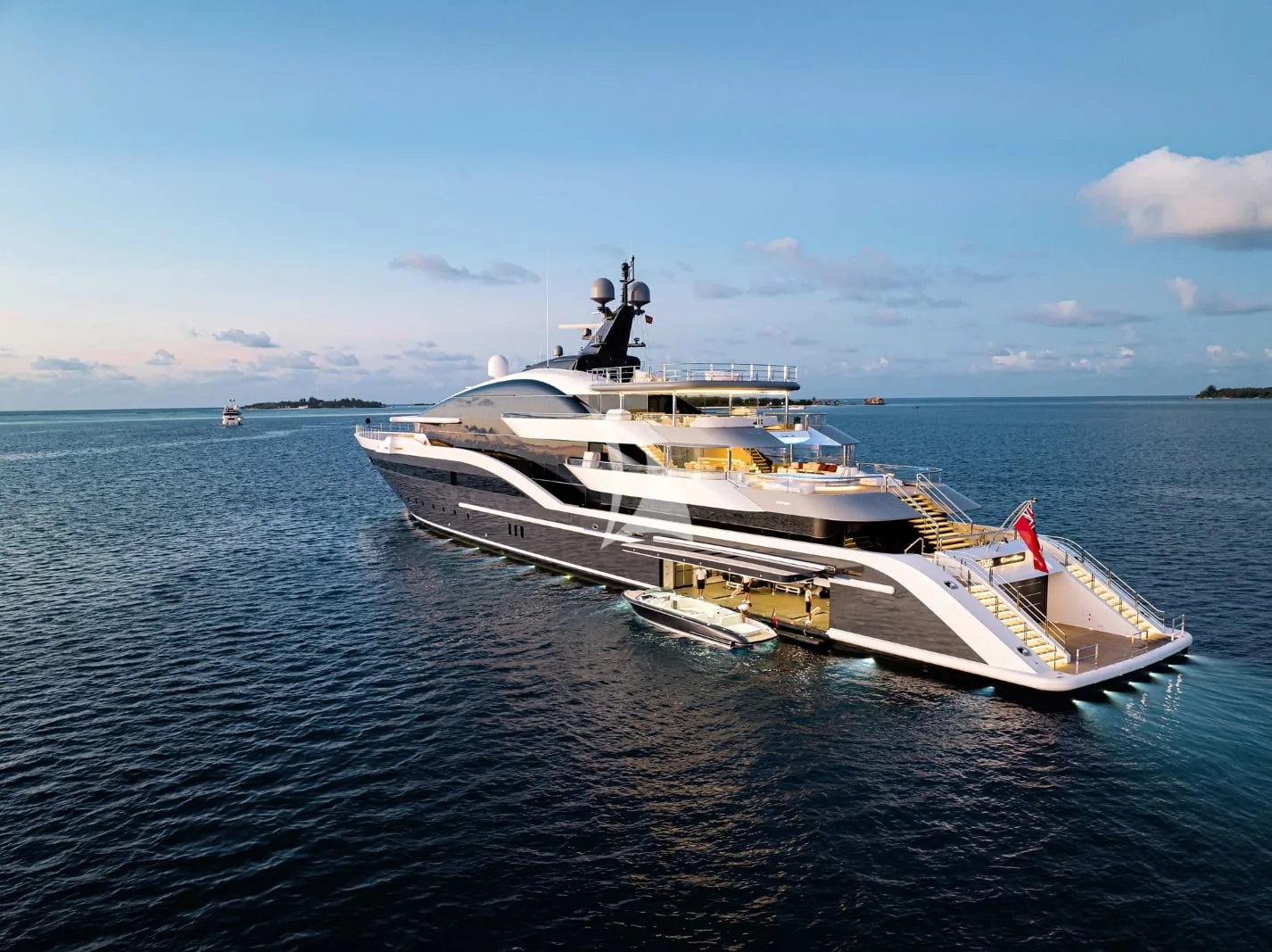 DAR - photo 23 yacht charter Cannes