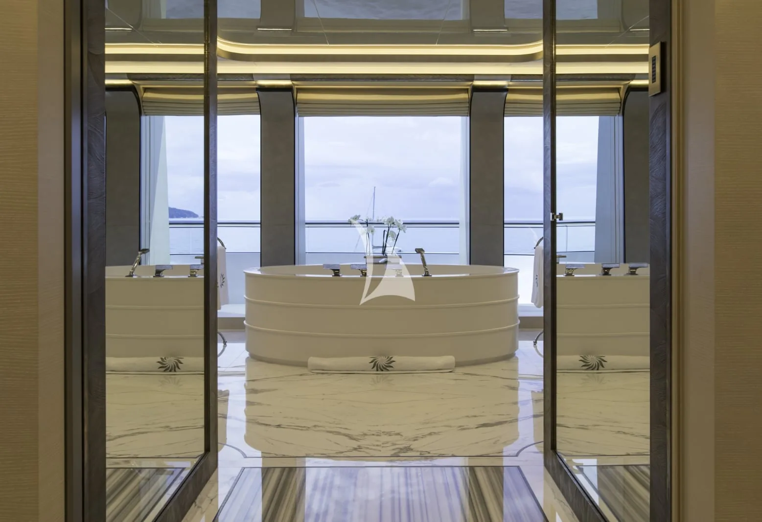 DAR - photo 35 yacht charter Cannes