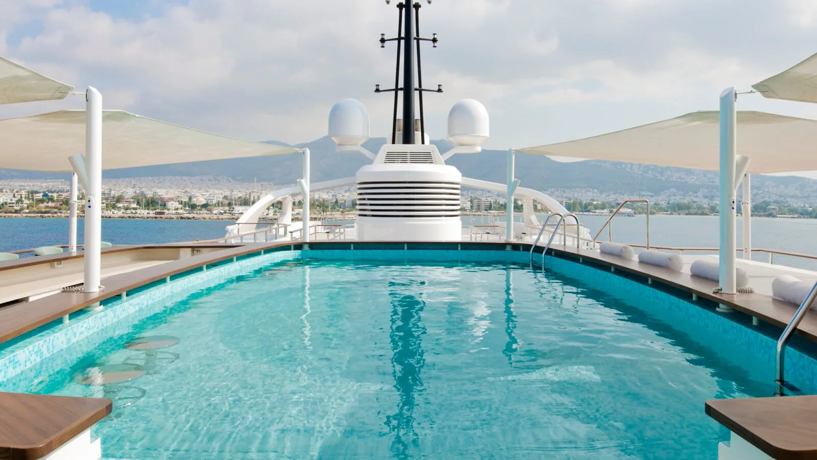 DREAM - photo 8 yacht charter Cannes