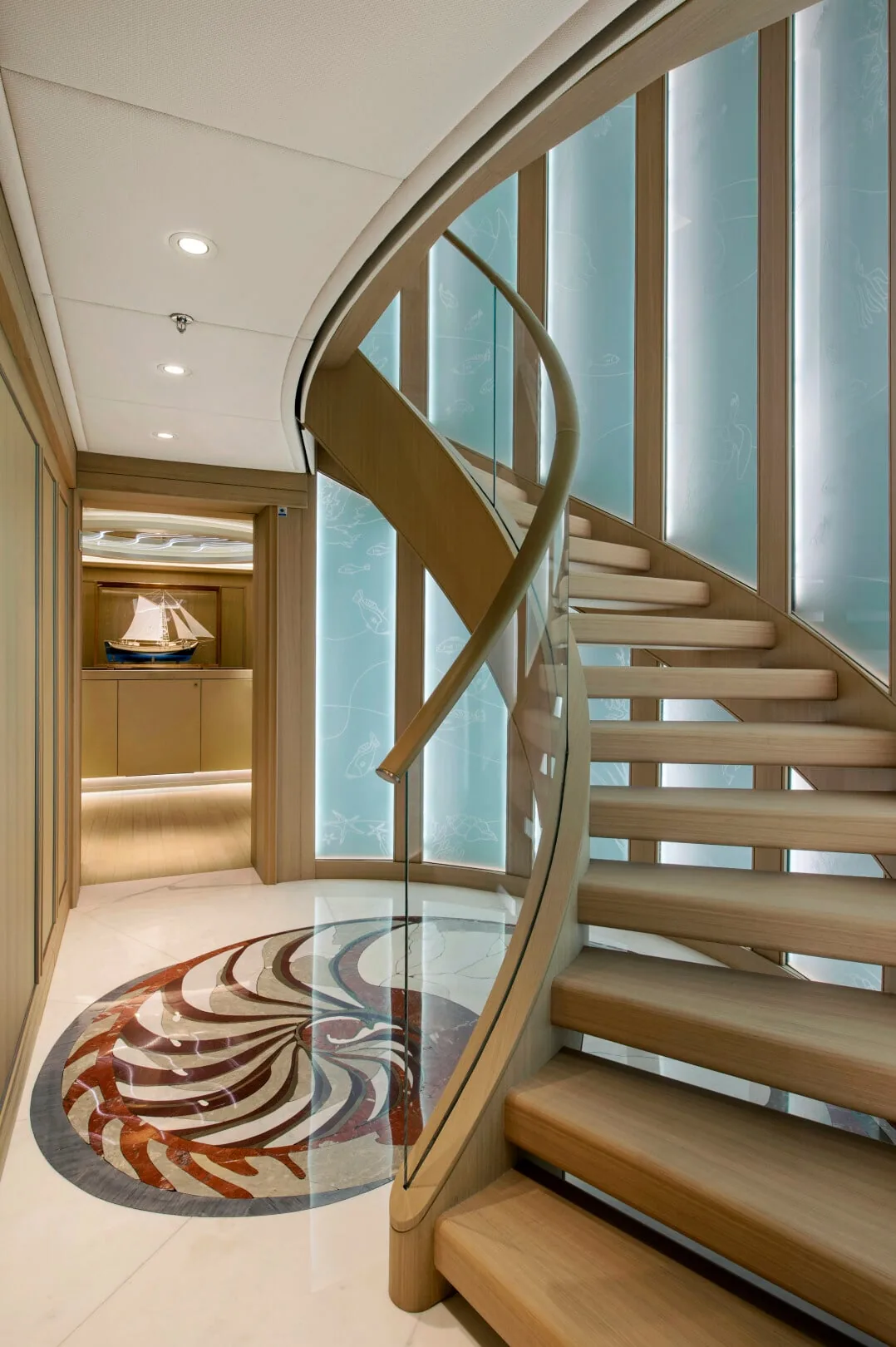 DREAM - photo 16 yacht charter Cannes