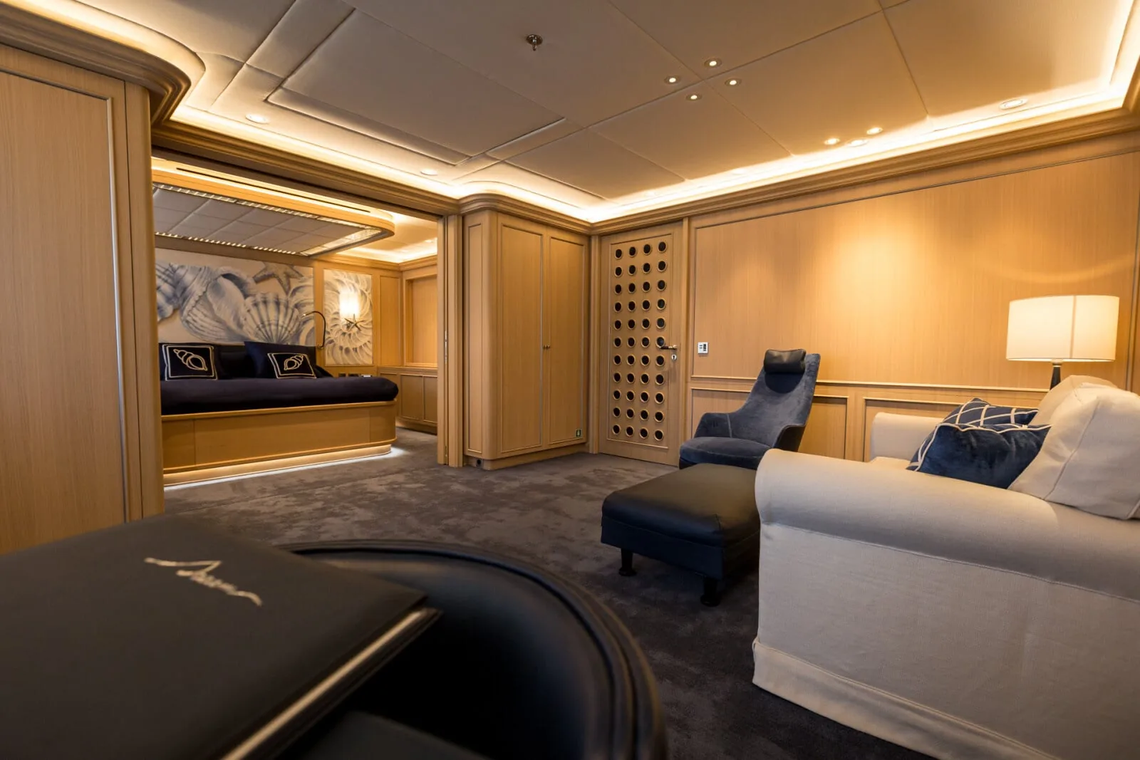 DREAM - photo 18 yacht charter Cannes