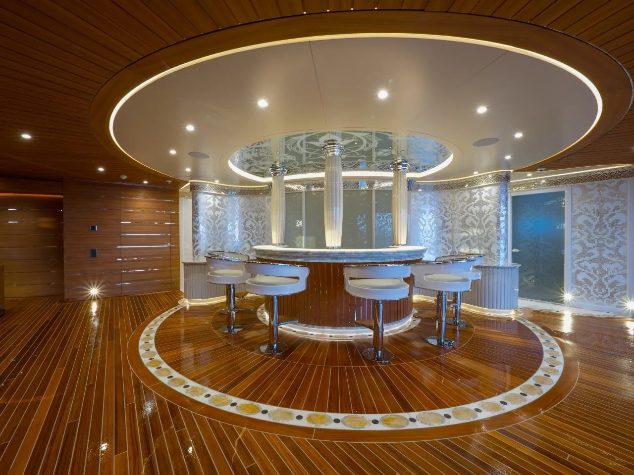 ELEMENTS - photo 15 yacht charter Cannes