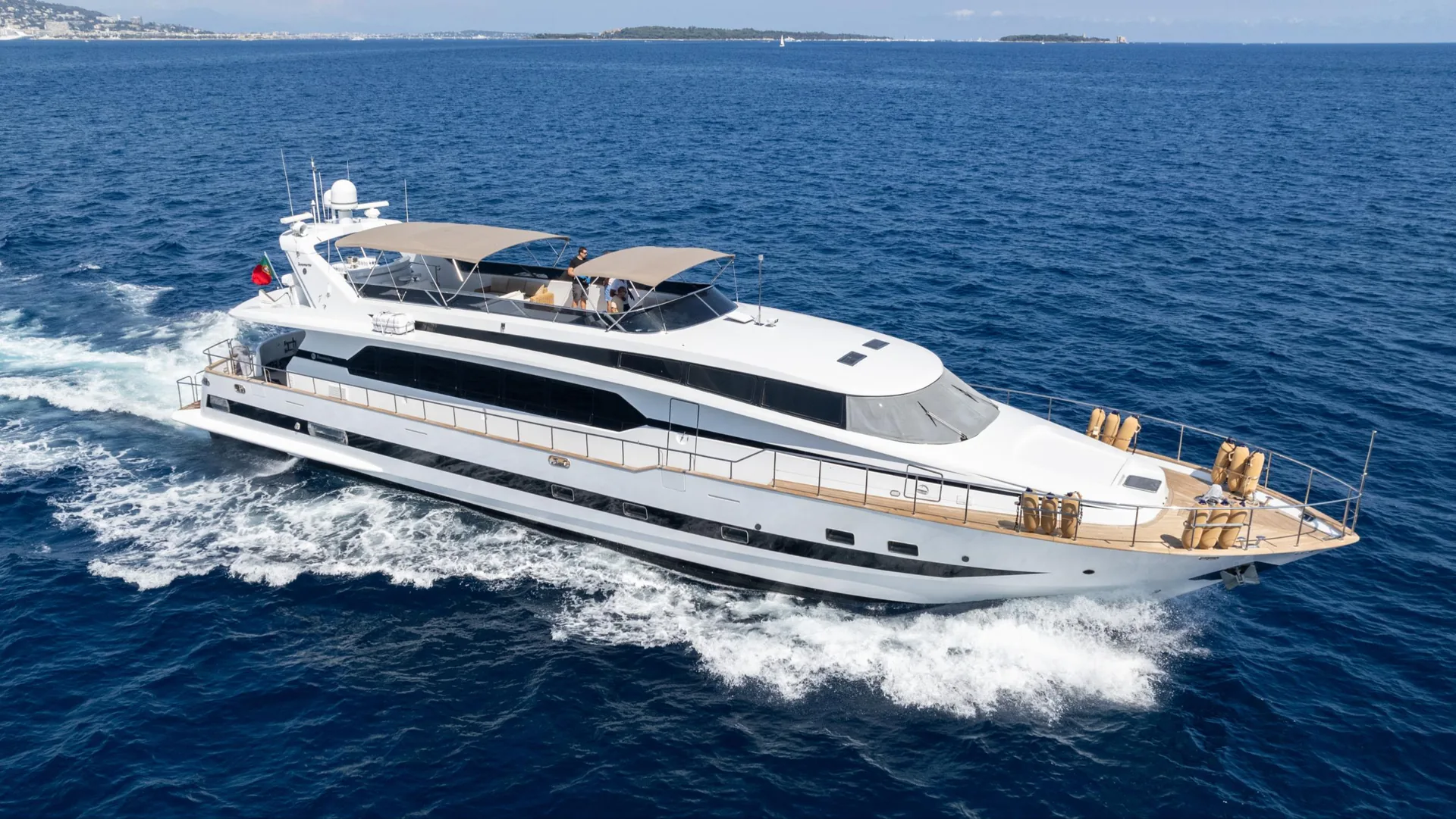 Faith — photo 2 location yacht Cannes