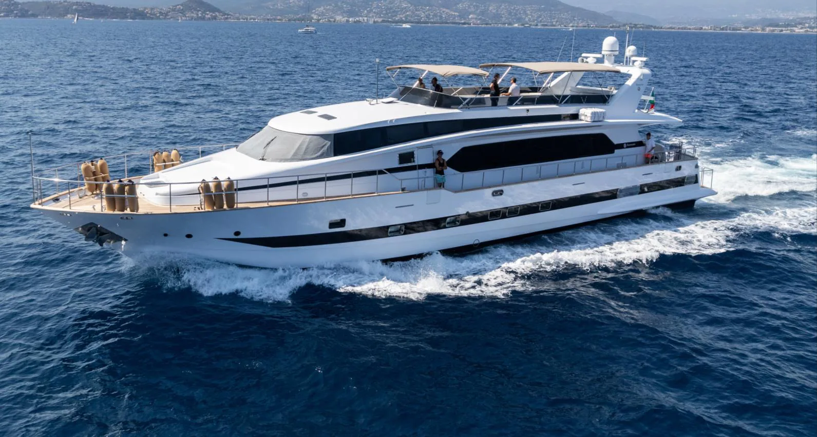 Faith — photo 4 location yacht Cannes