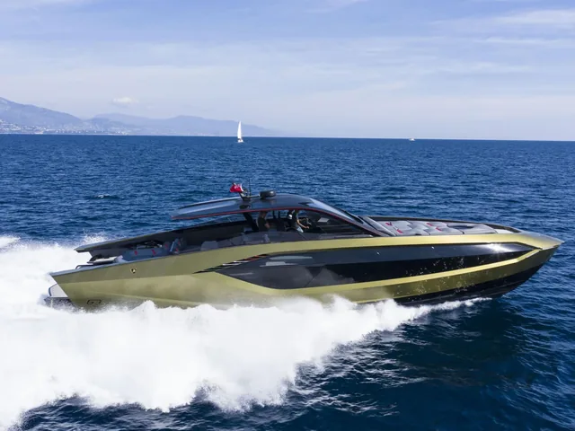 Fast One, location yacht Cannes