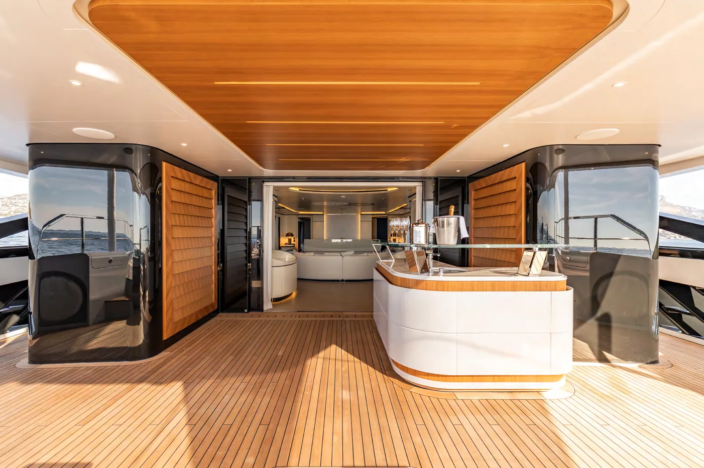 Felicita — photo 8 location yacht Cannes