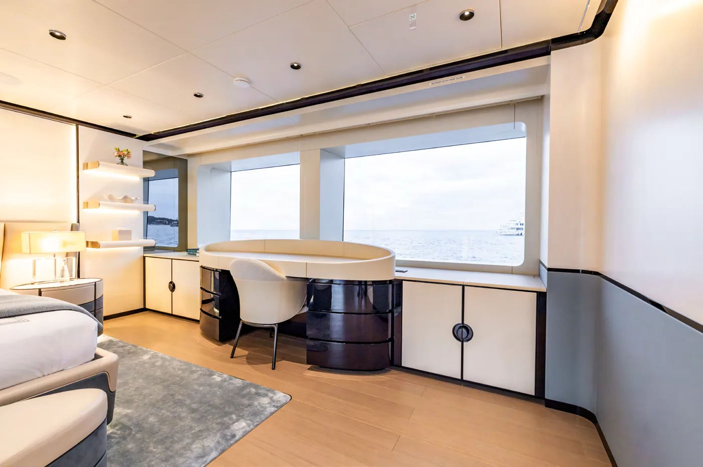 Felicita — photo 16 location yacht Cannes