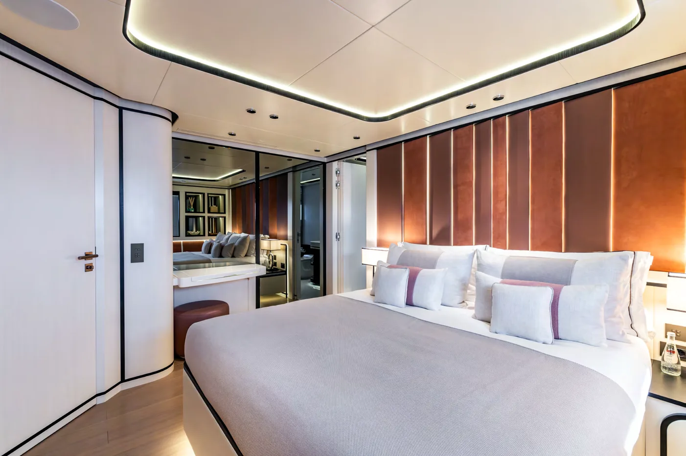 Felicita — photo 21 location yacht Cannes
