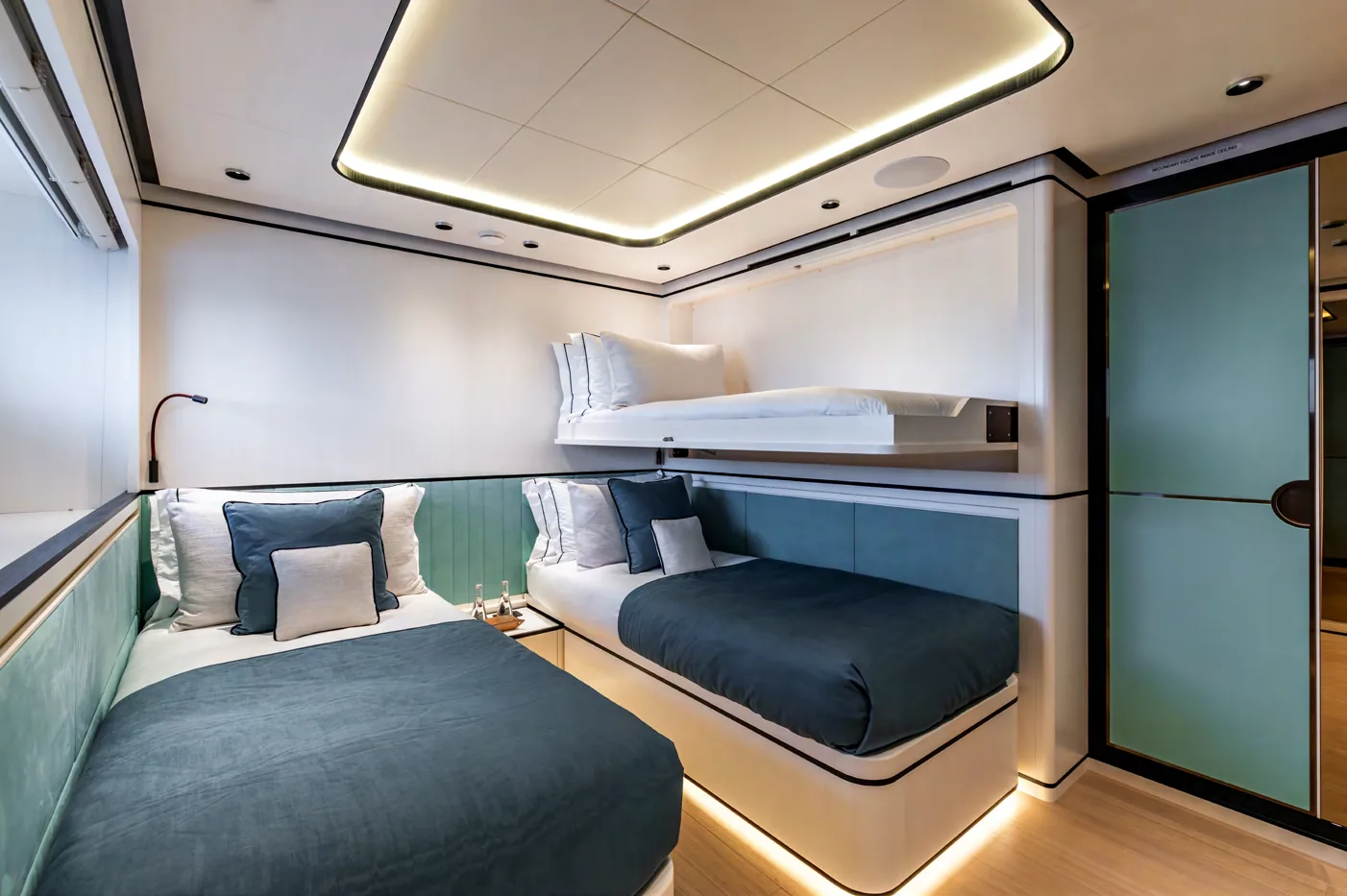 Felicita — photo 23 location yacht Cannes