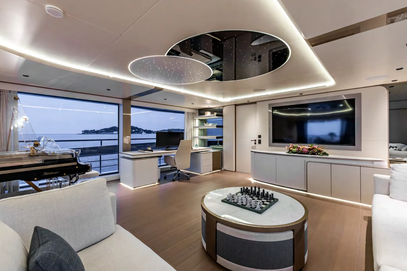 Felicita — photo 29 location yacht Cannes