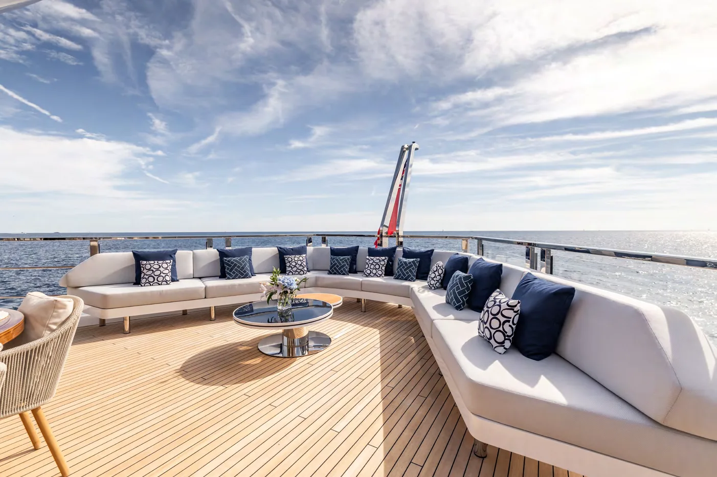 Felicita — photo 34 location yacht Cannes