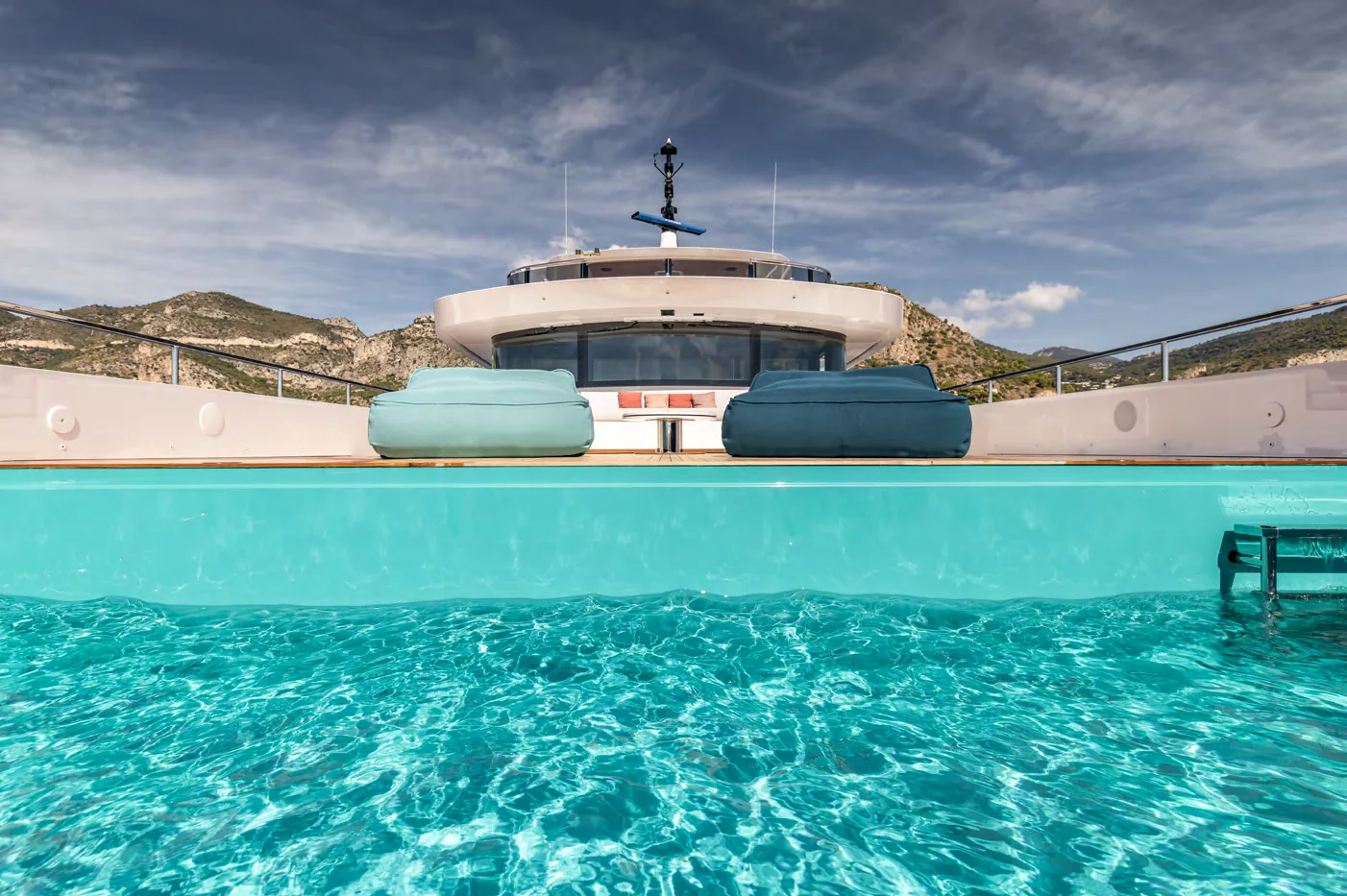 Felicita — photo 38 location yacht Cannes