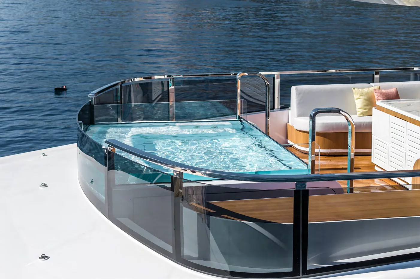 Felicita — photo 45 location yacht Cannes