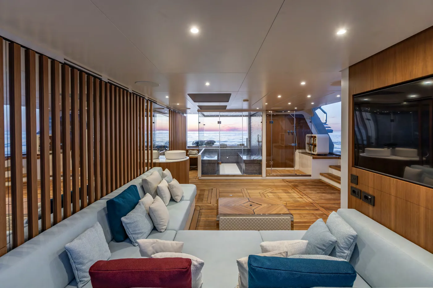 Felicita — photo 47 location yacht Cannes