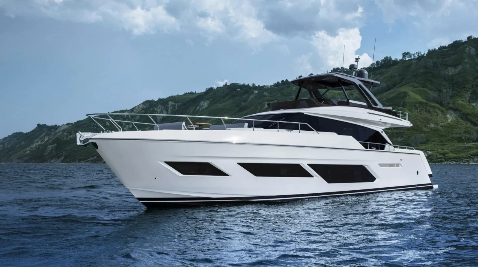 Ferretti 720 (Breeze), photo 6 location yacht Cannes