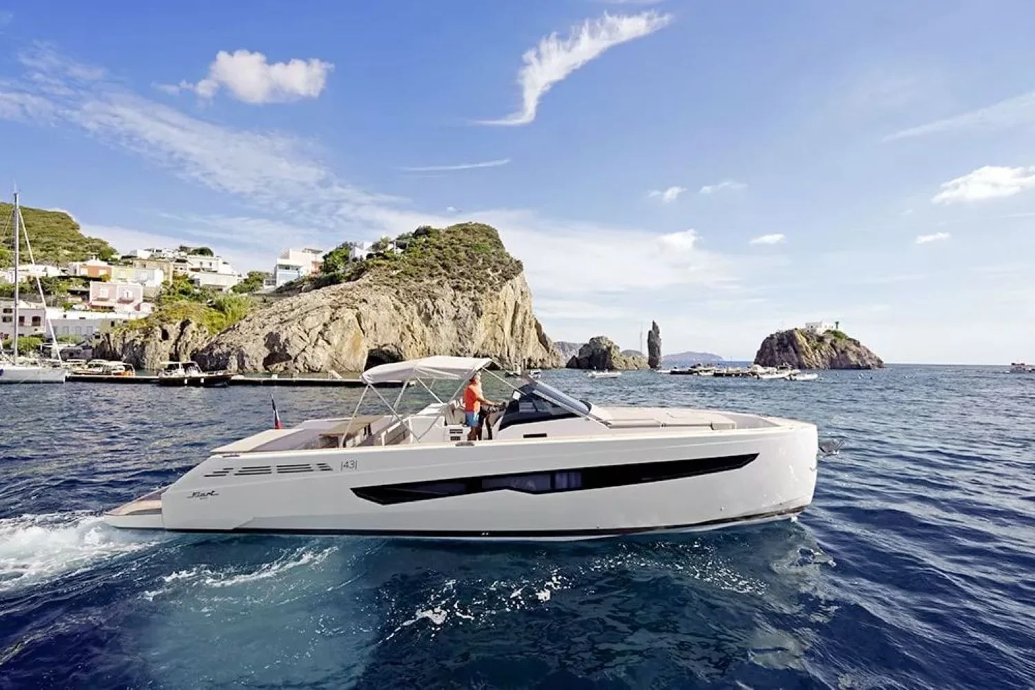 Fiart Mare 43, photo 2 location yacht Cannes