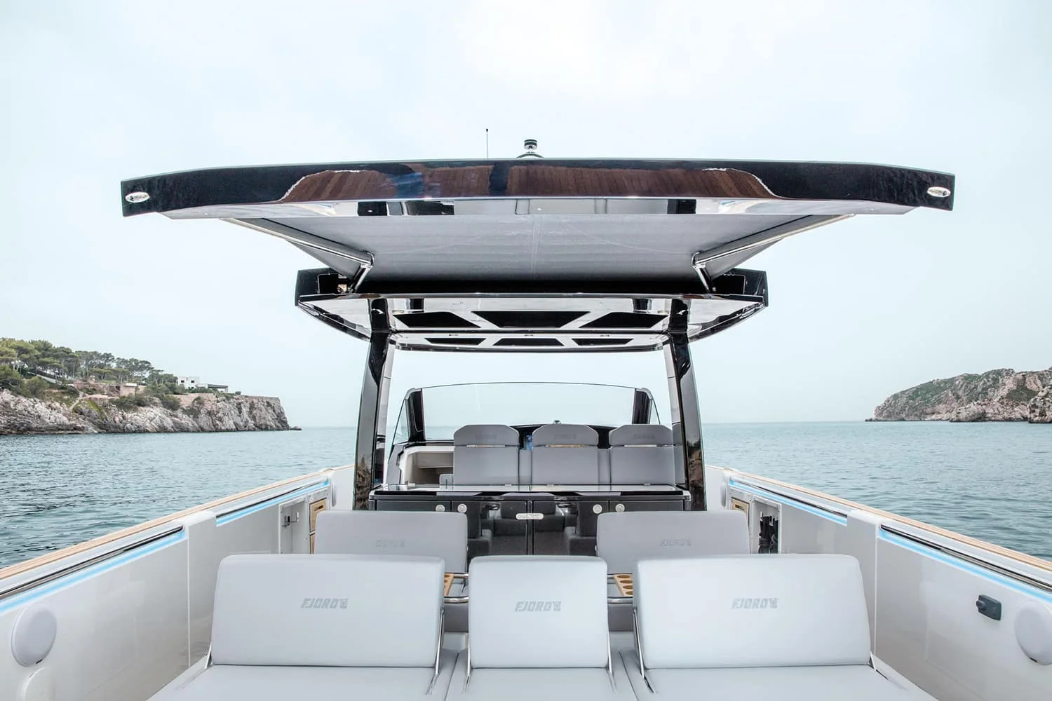 Fjord 44 Open, photo 8 location yacht Cannes