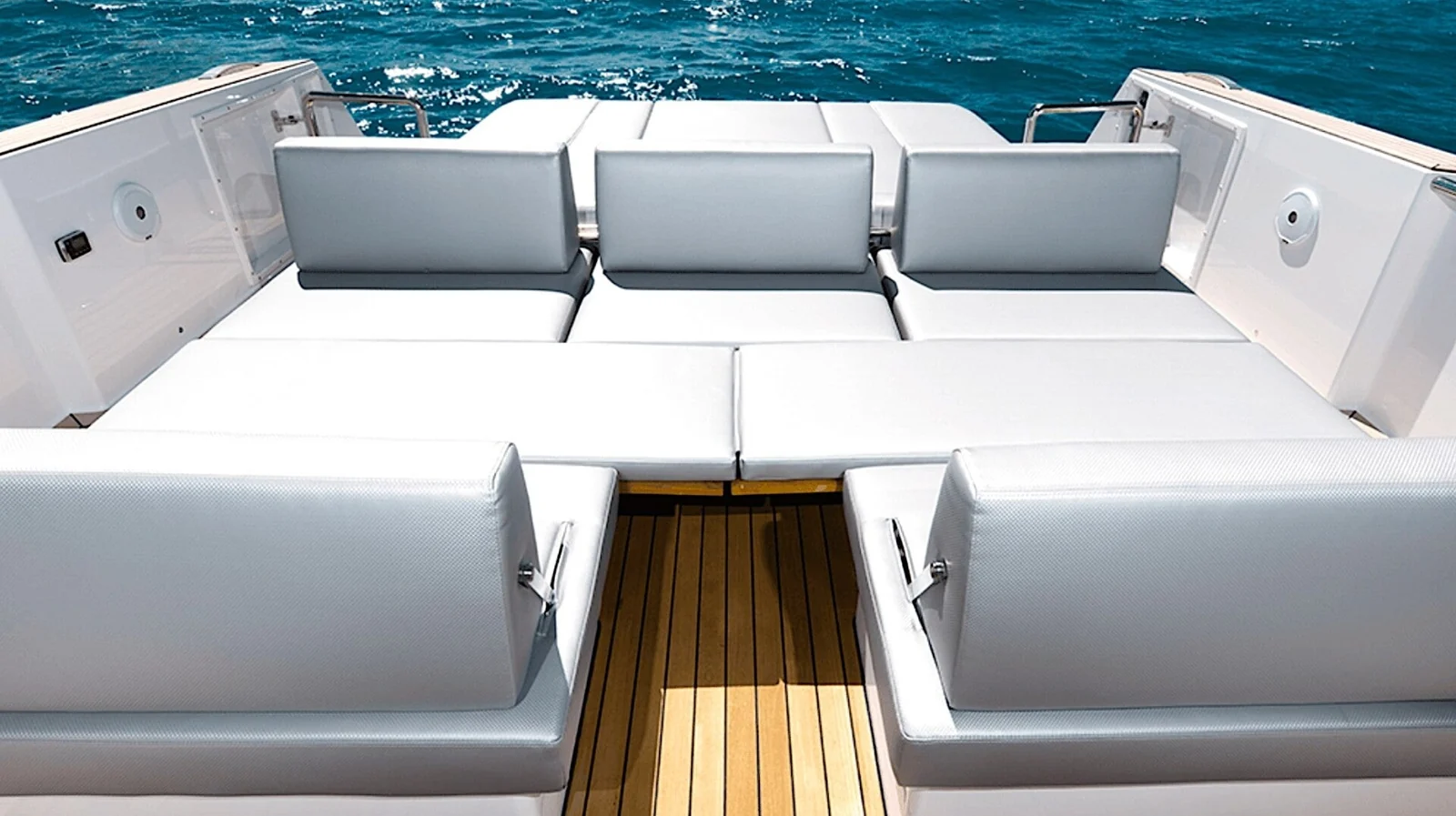 Fjord 52 Open, photo 8 location yacht Cannes