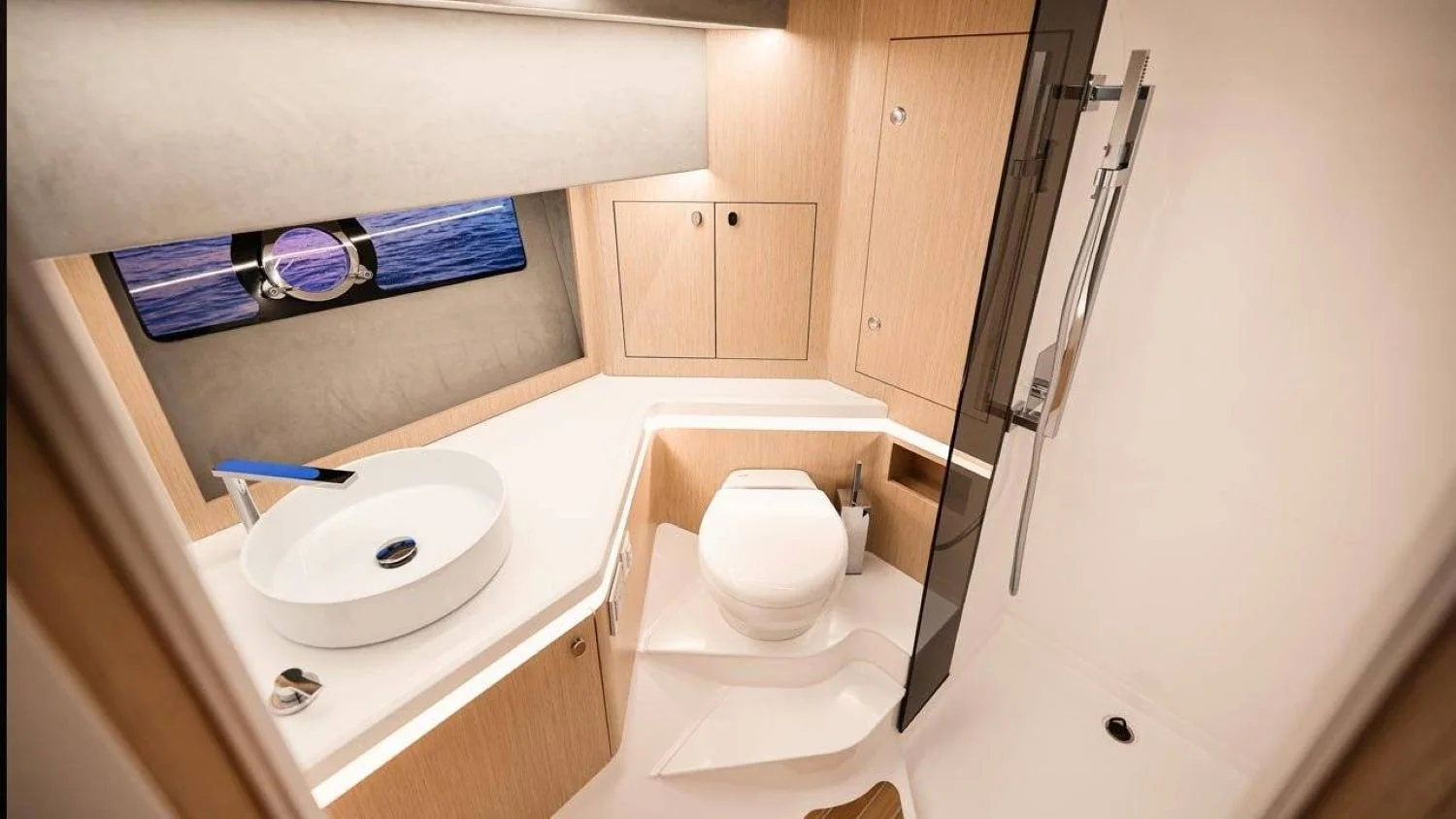 Focus Forza 37, photo 7 location yacht Cannes