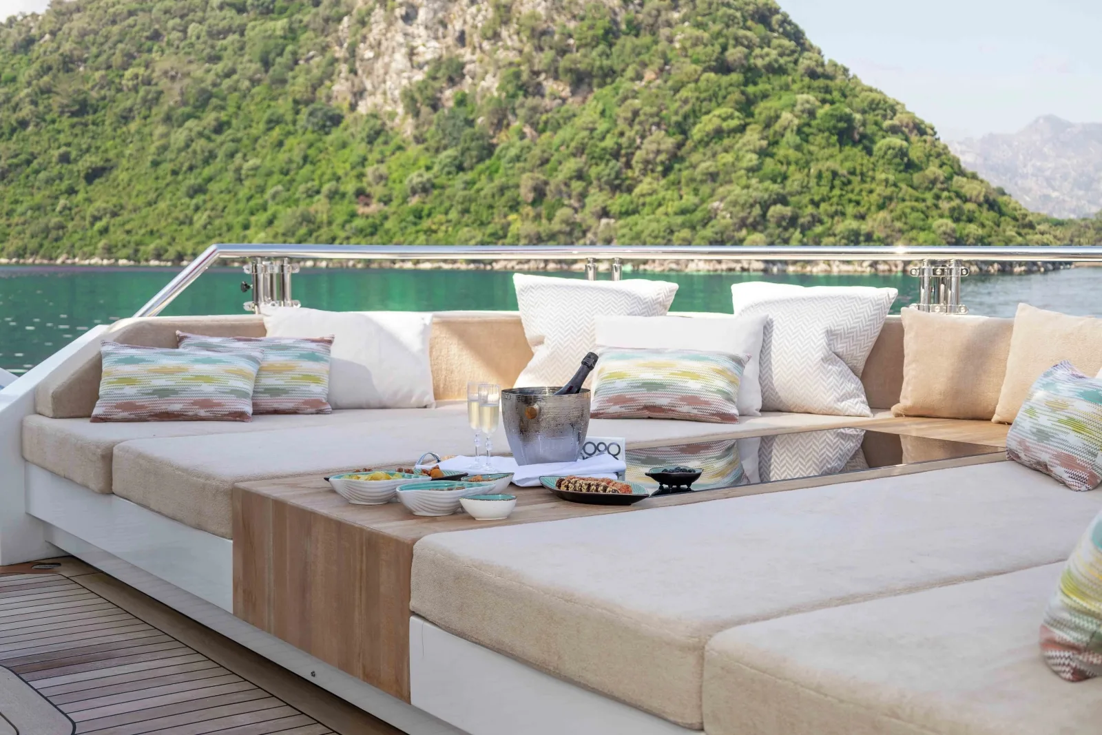 FORTUNA - photo 12 yacht charter Cannes