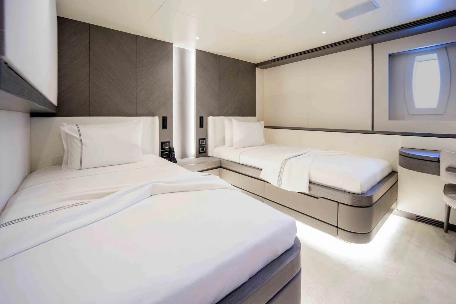 FORTUNA - photo 30 yacht charter Cannes