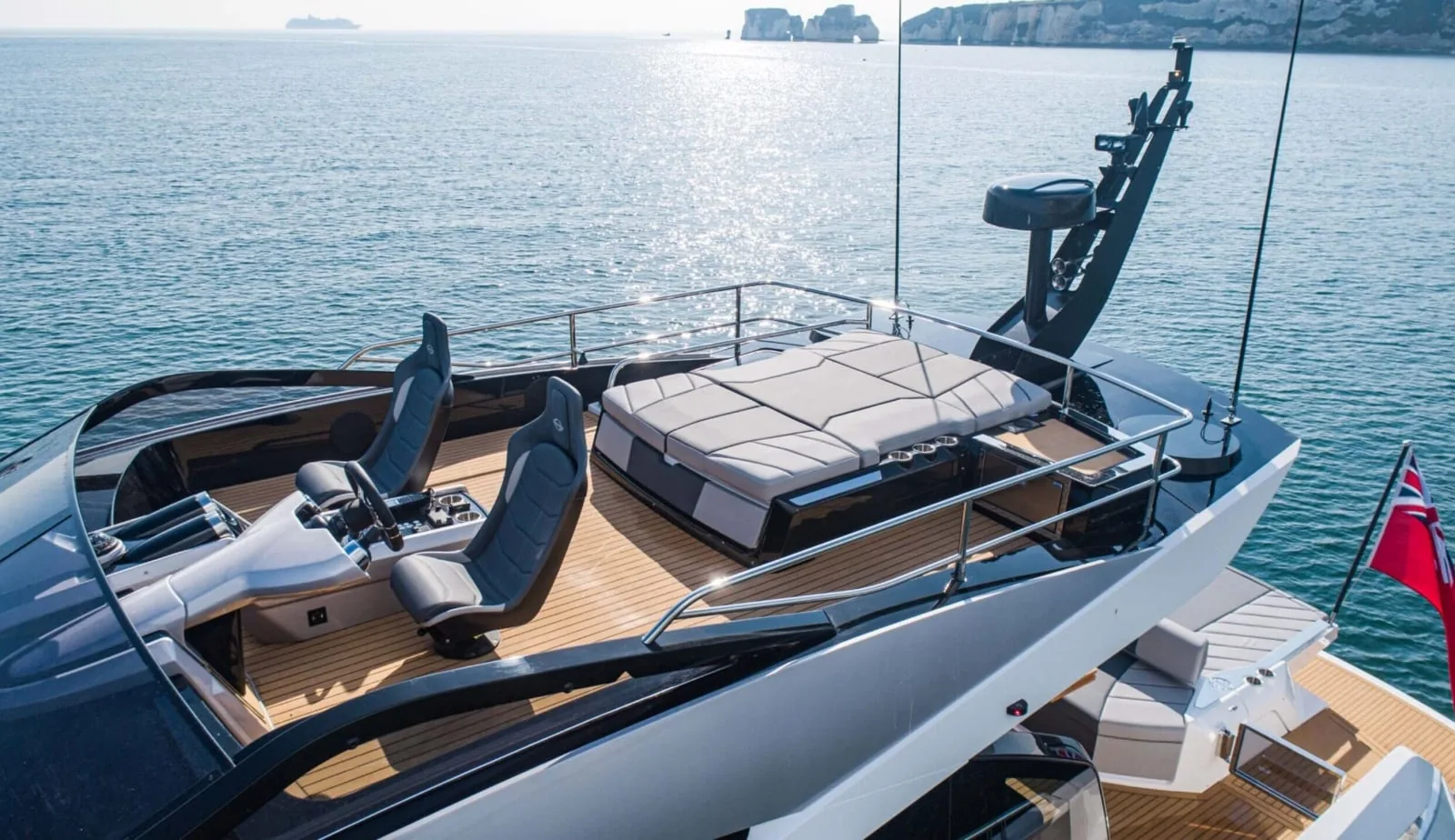 FORZA - photo 3 yacht charter Cannes