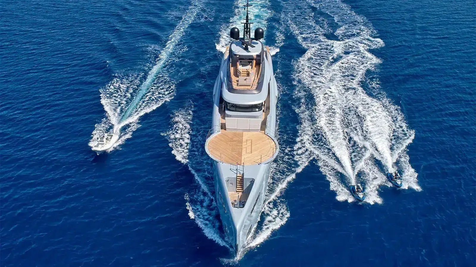 GECO - photo 3 yacht charter Cannes