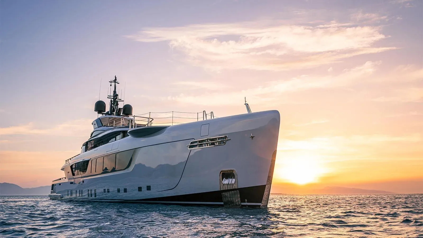 GECO - photo 7 yacht charter Cannes