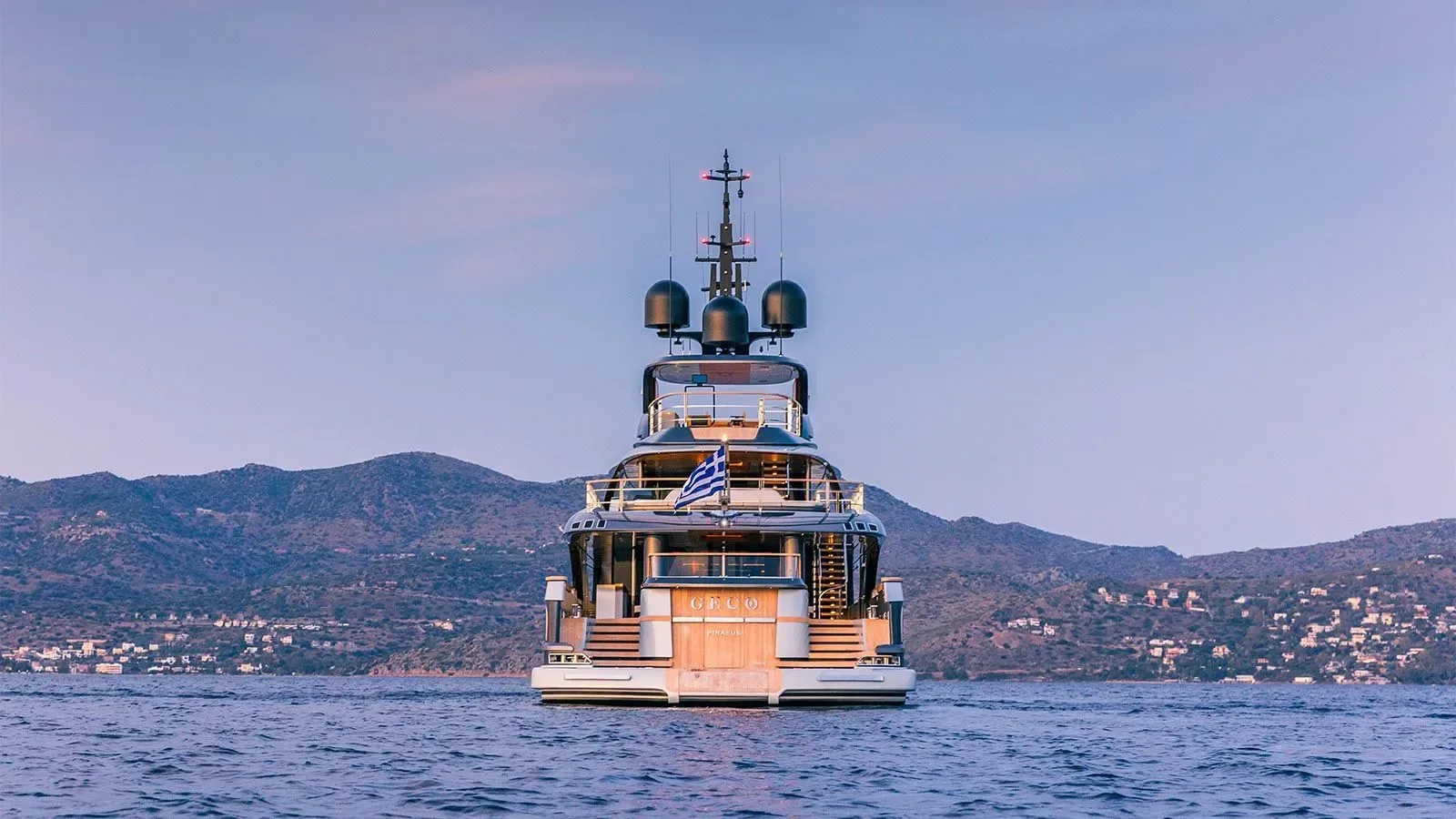 GECO - photo 9 yacht charter Cannes