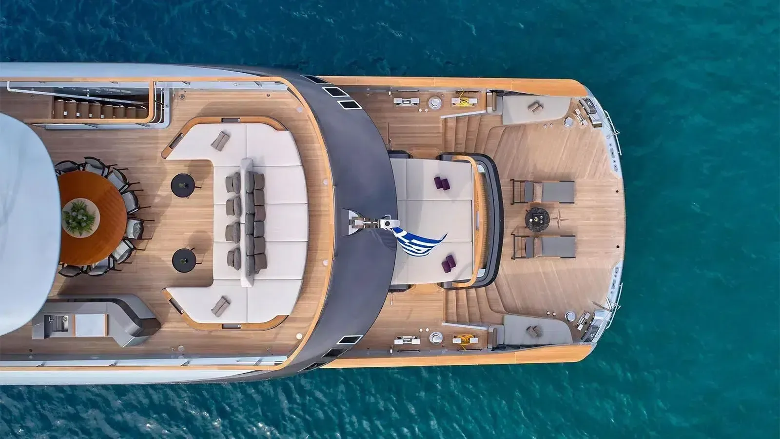 GECO - photo 17 yacht charter Cannes