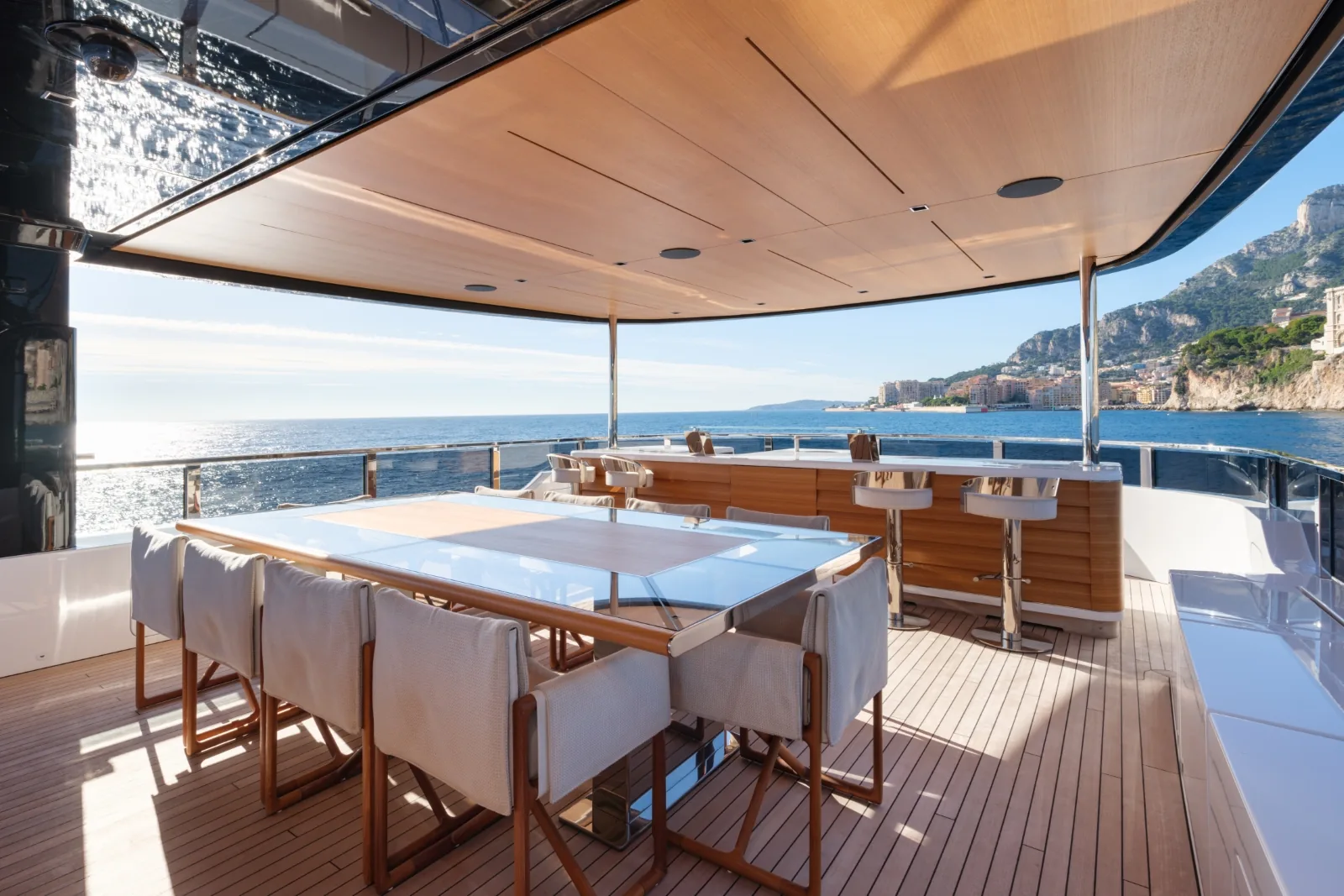 HALARA - photo 11 yacht charter Cannes