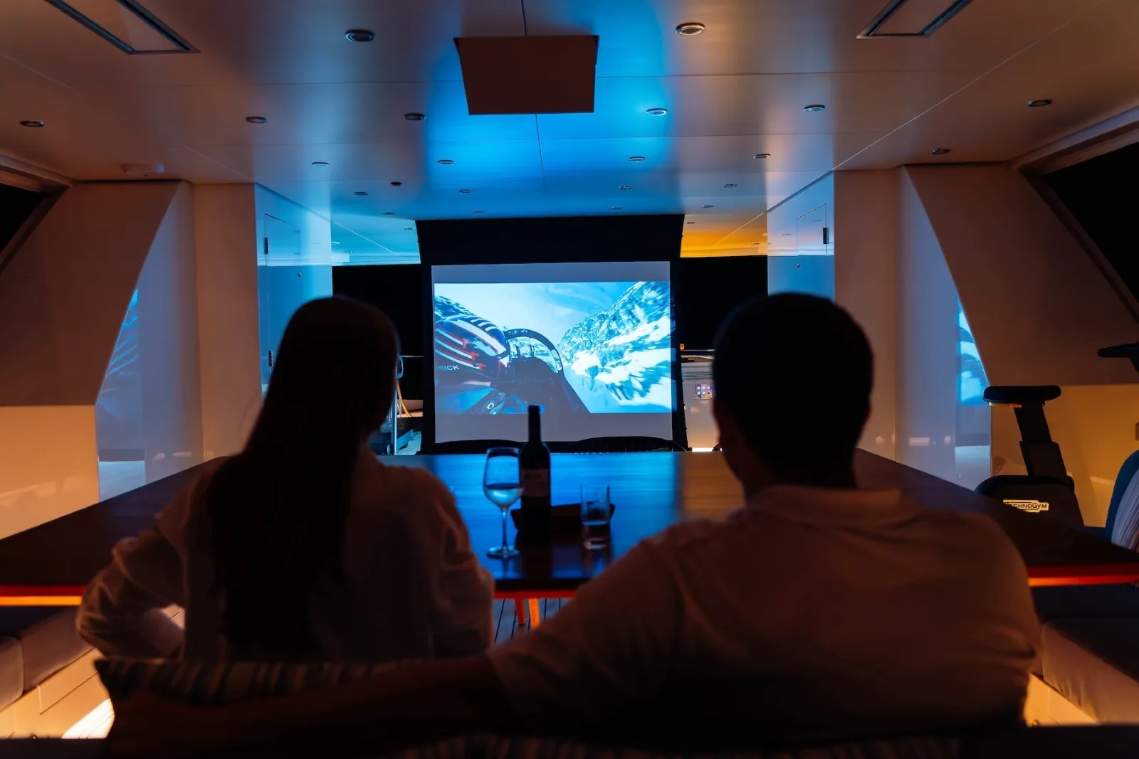 HEEUS - photo 23 yacht charter Cannes