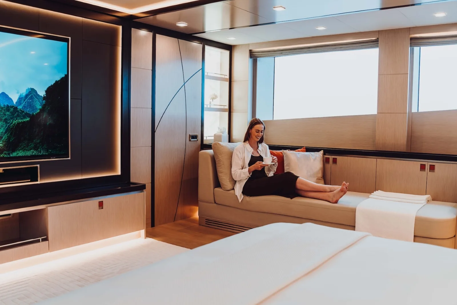 HEEUS - photo 32 yacht charter Cannes