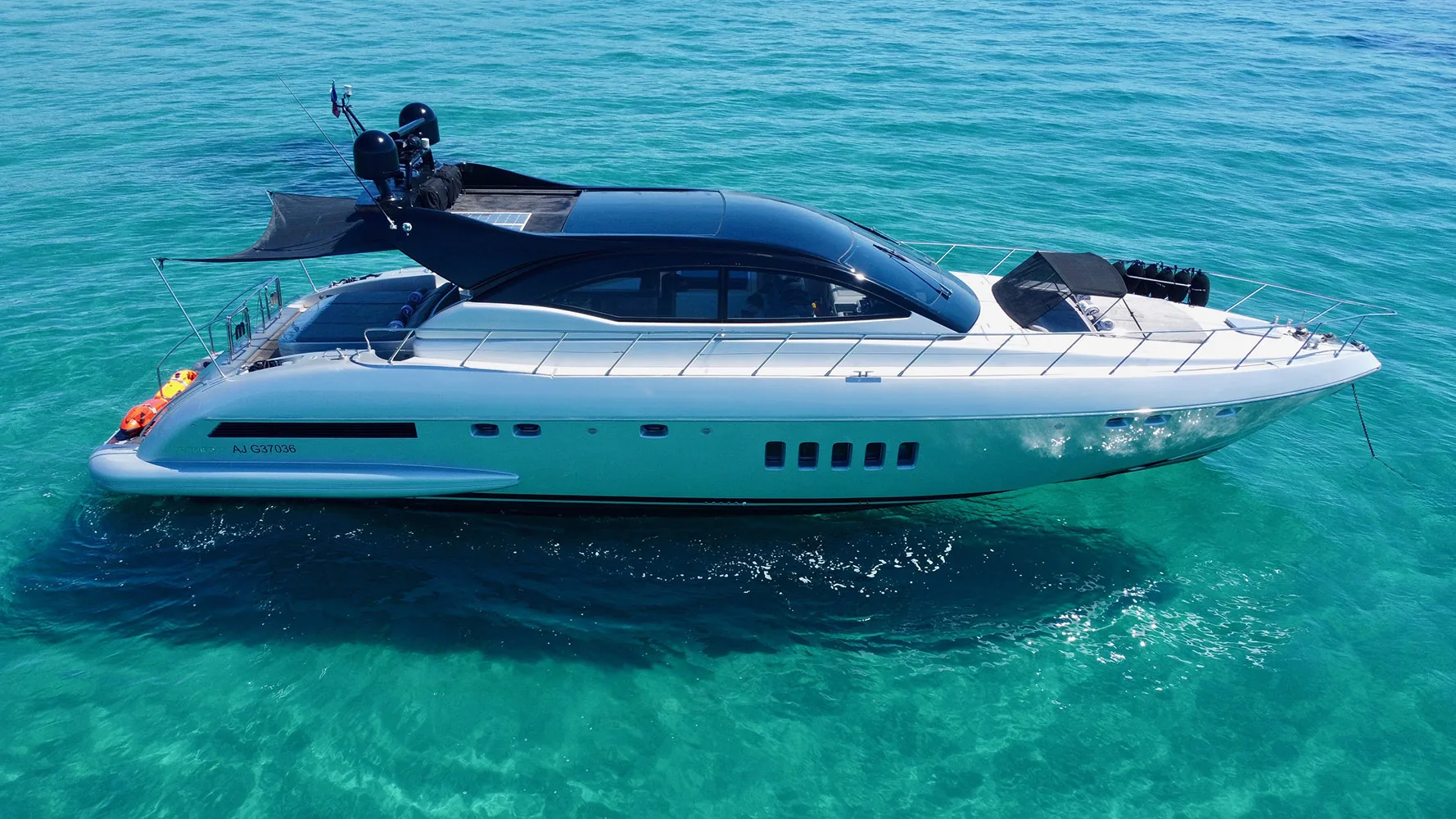 HELIOS - photo 6 yacht charter Cannes