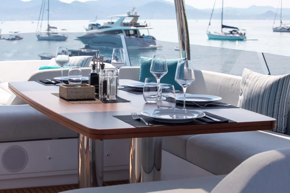 IMAGINE - photo 6 yacht charter Cannes