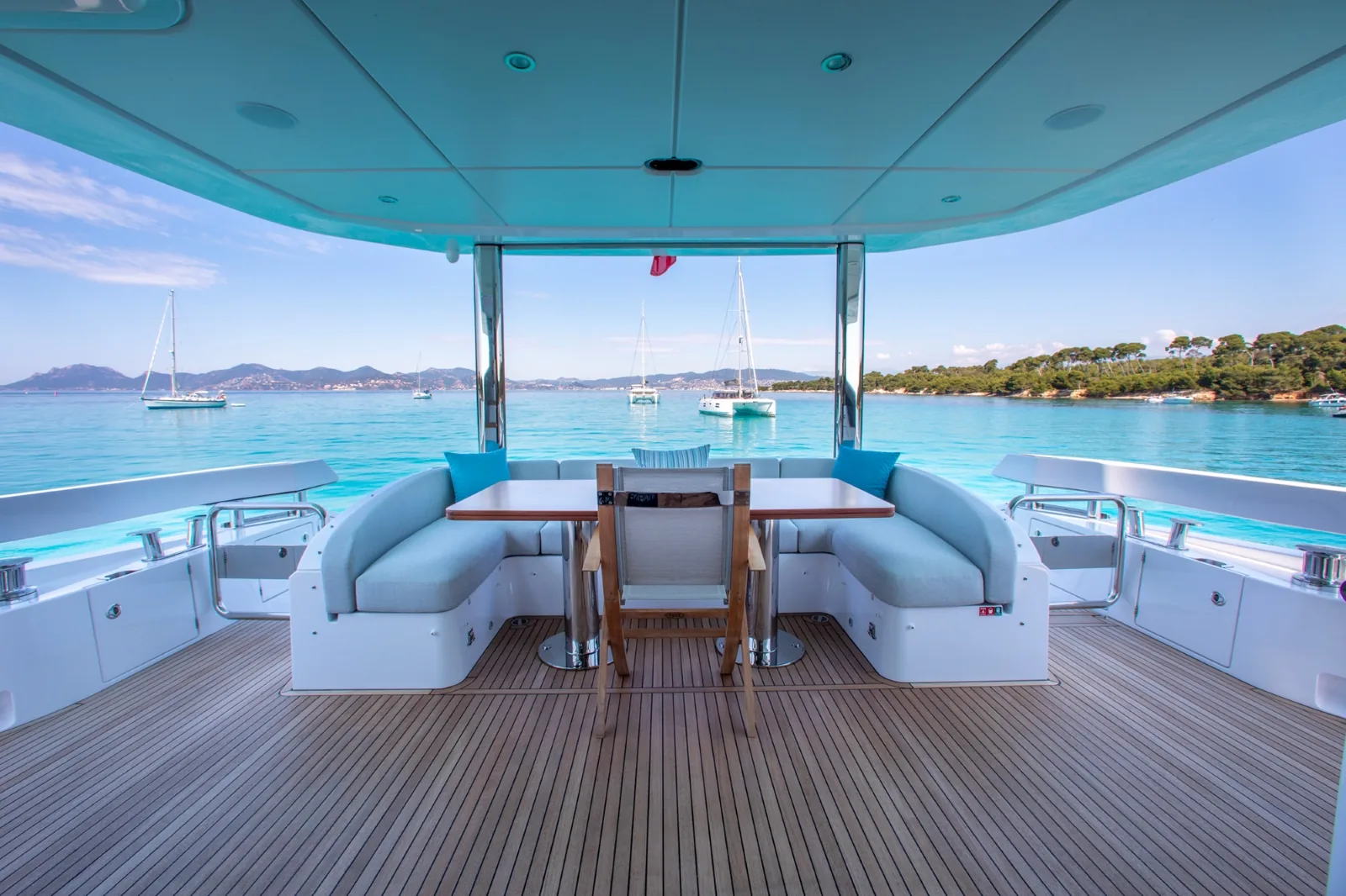 IMAGINE - photo 9 yacht charter Cannes