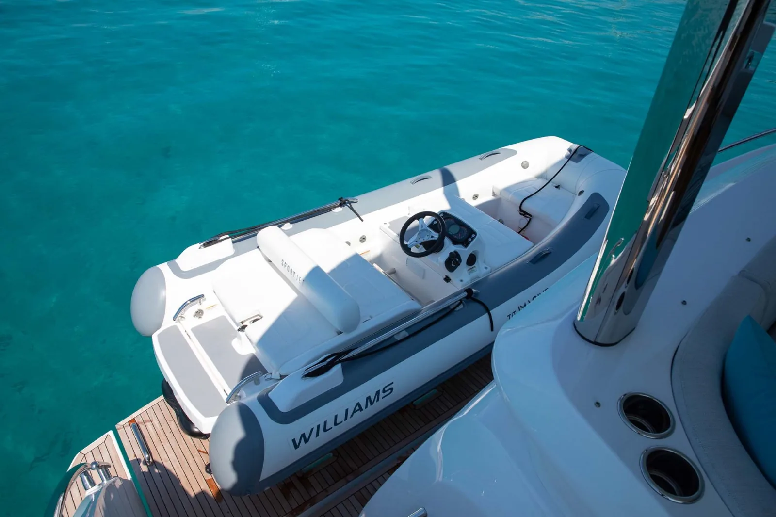 IMAGINE - photo 11 yacht charter Cannes