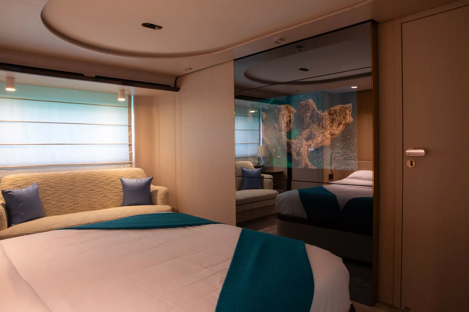 IMAGINE - photo 17 yacht charter Cannes