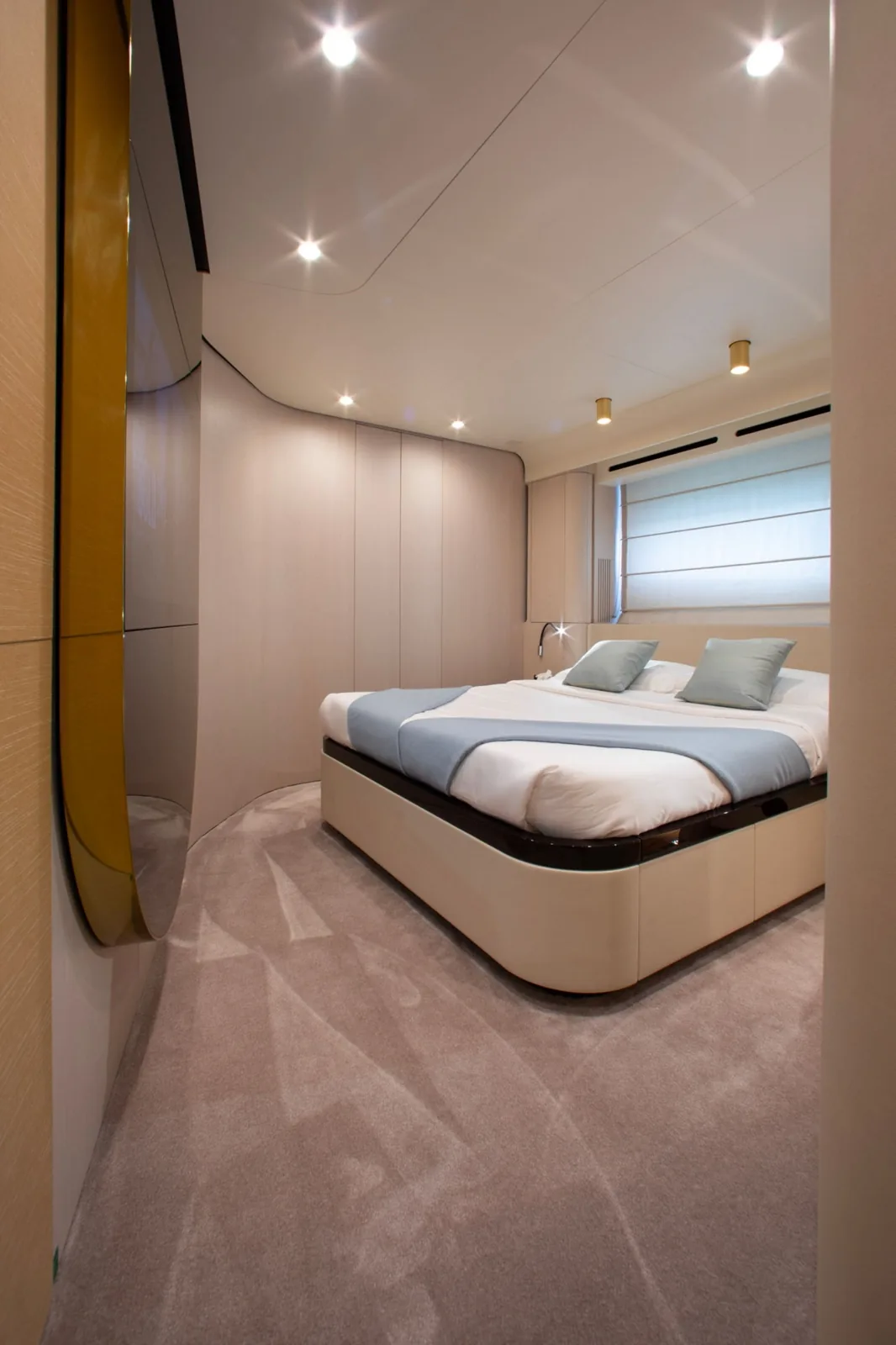 IMAGINE - photo 20 yacht charter Cannes