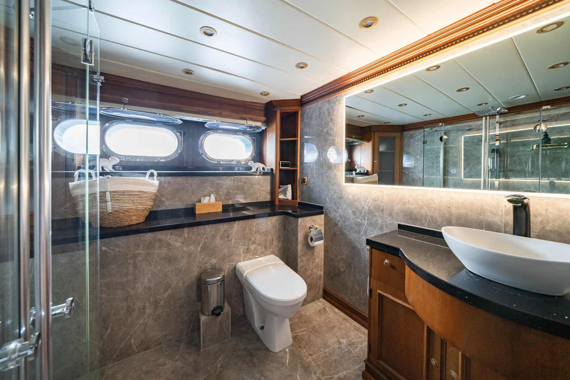 Irama — photo 19 location yacht Cannes