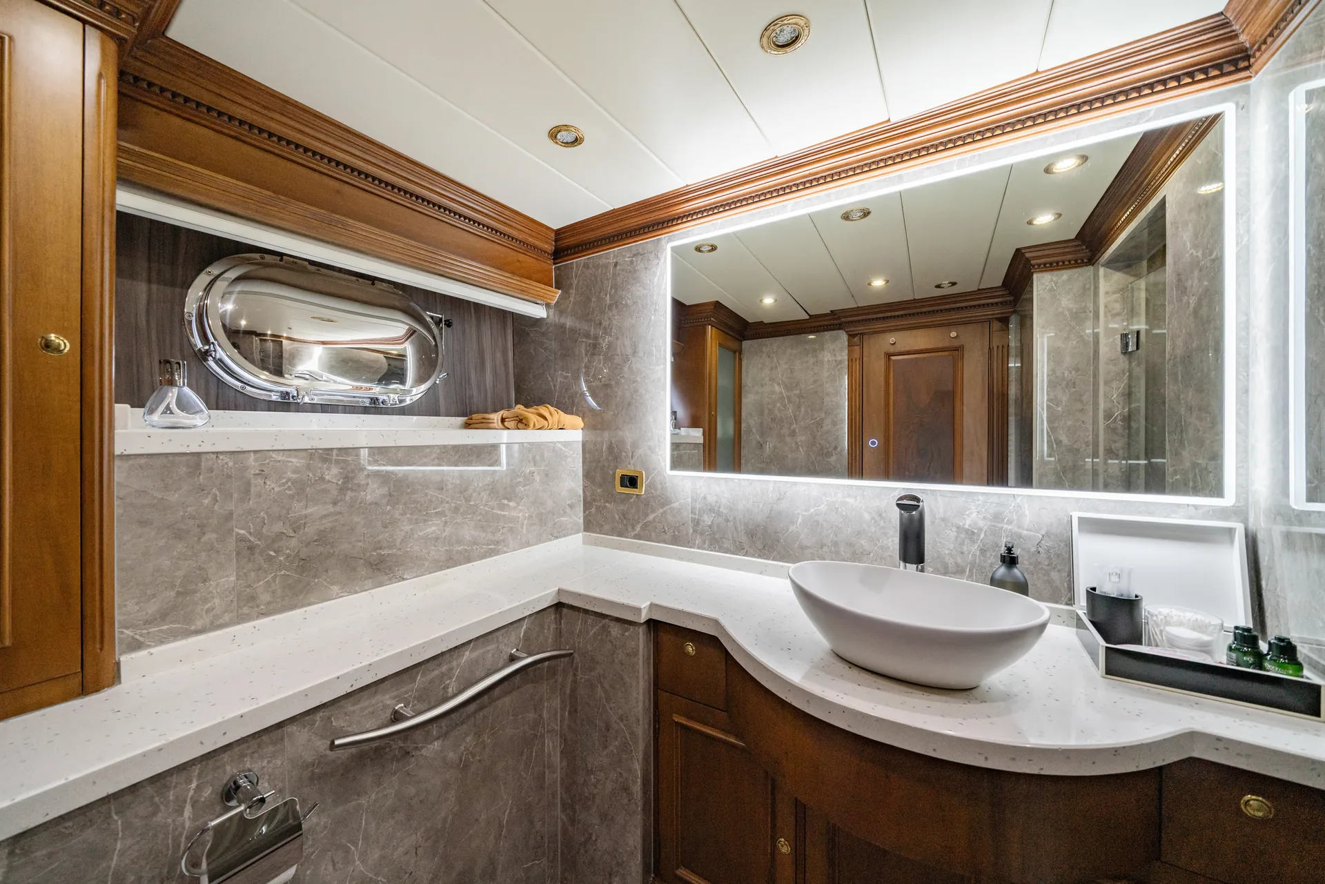 Irama — photo 25 location yacht Cannes