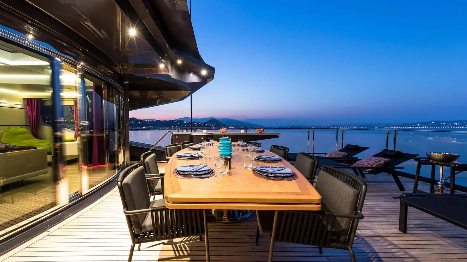 KHALILAH - photo 14 yacht charter Cannes