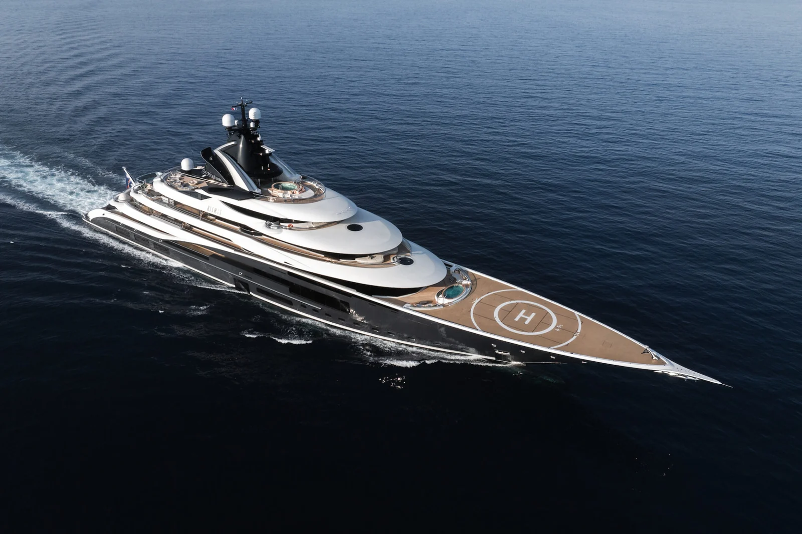 Kismet, photo 1 location yacht Cannes