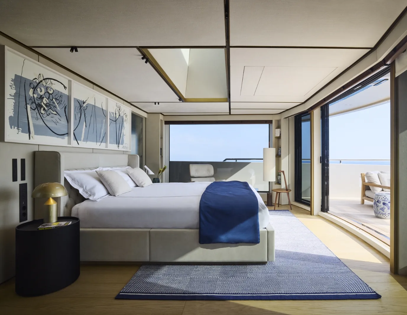LA LA LAND - photo 14 yacht charter Cannes