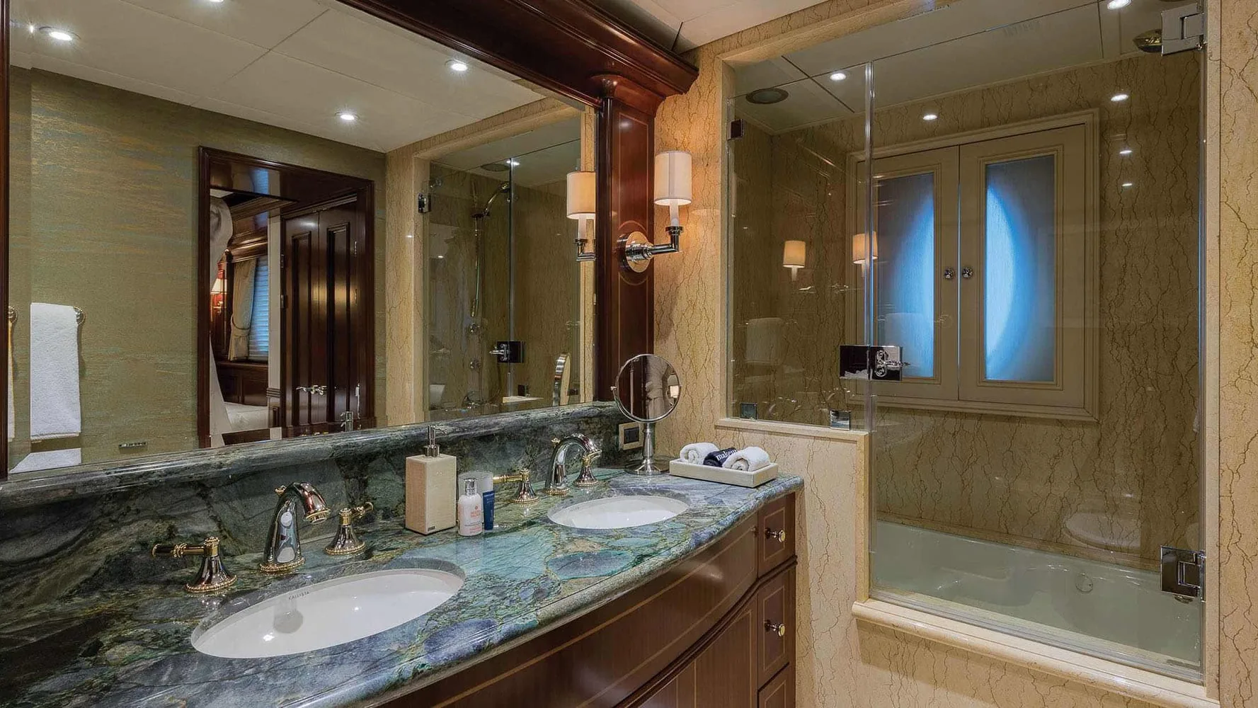 LADY BETH - photo 31 yacht charter Cannes