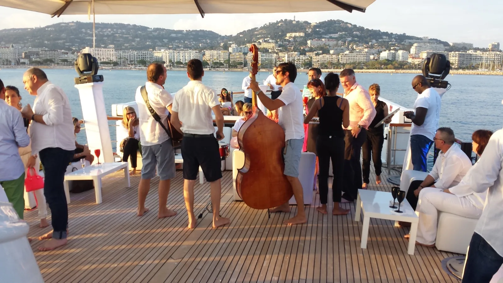 LADY JERSEY - photo 10 yacht charter Cannes