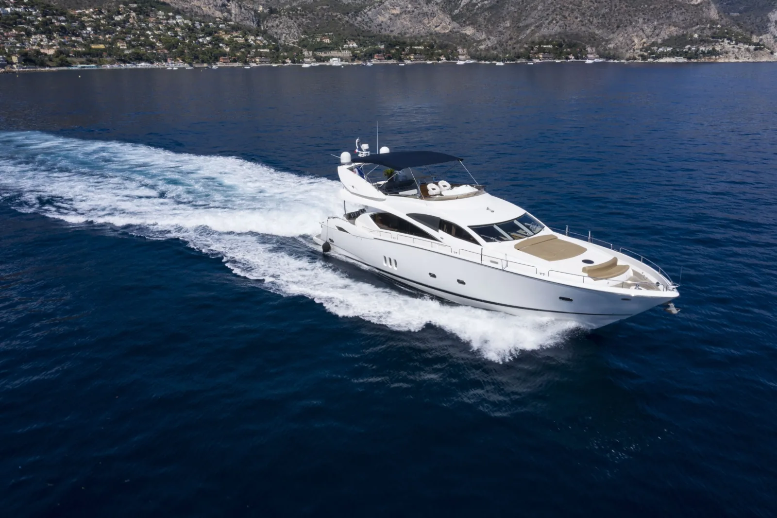LADY YOUSRA - photo 4 yacht charter Cannes