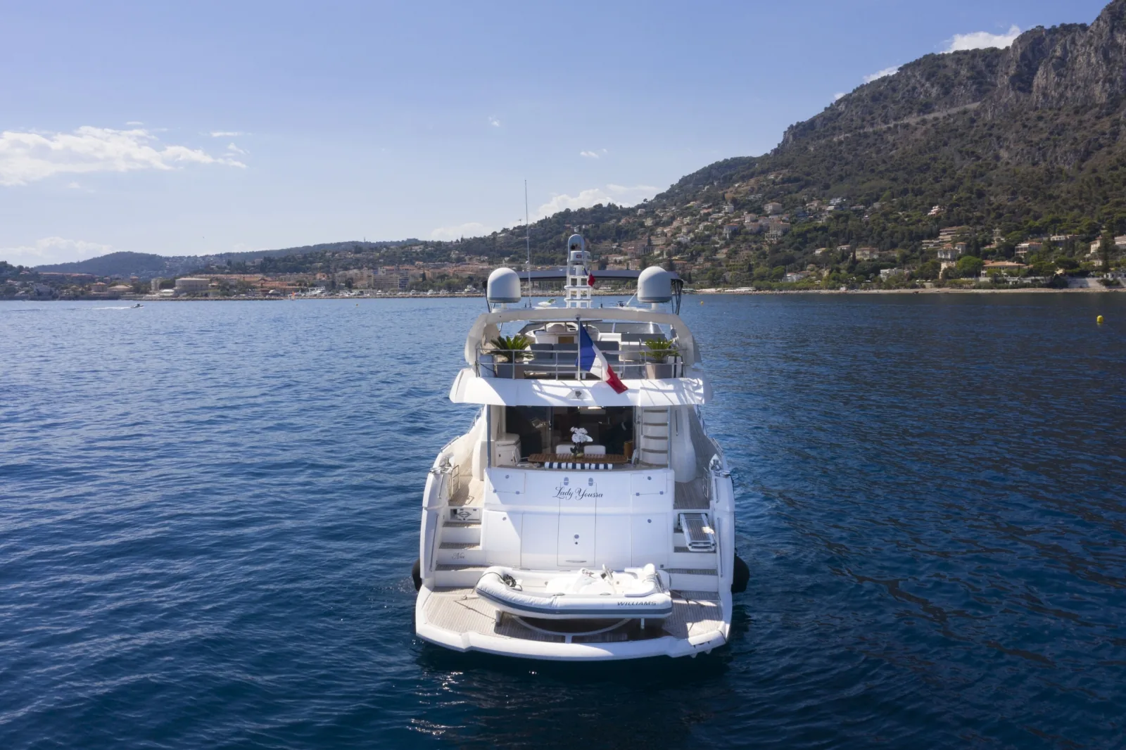 LADY YOUSRA - photo 11 yacht charter Cannes