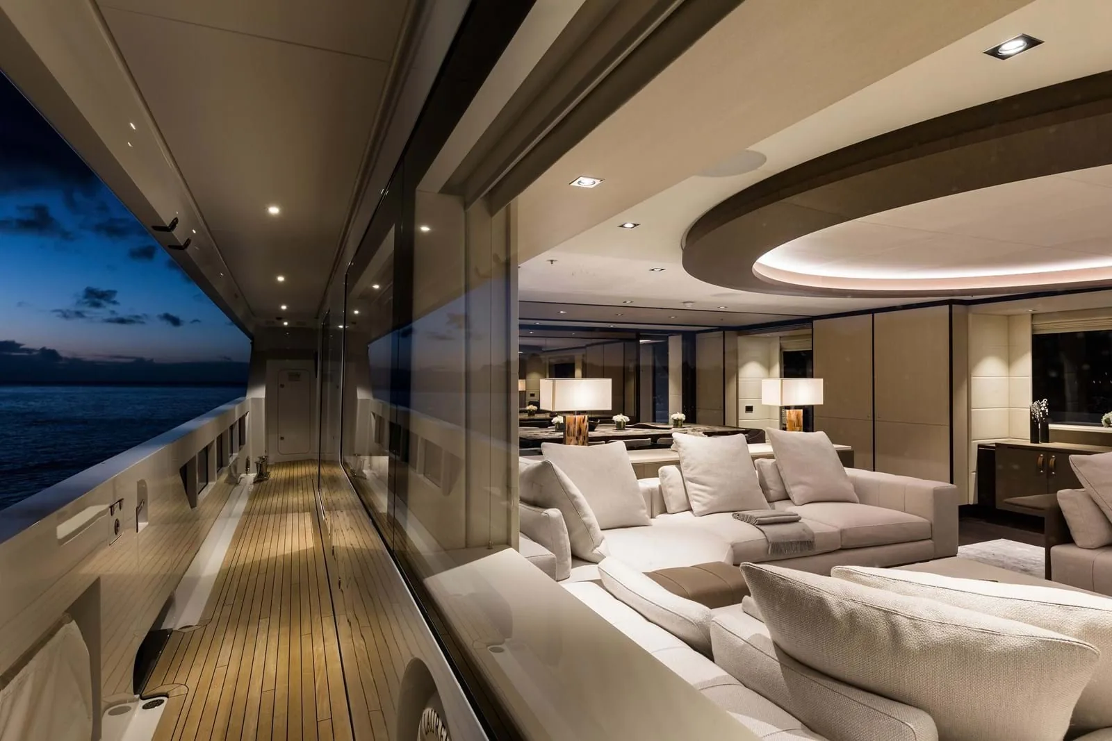 LAURENTIA - photo 21 yacht charter Cannes