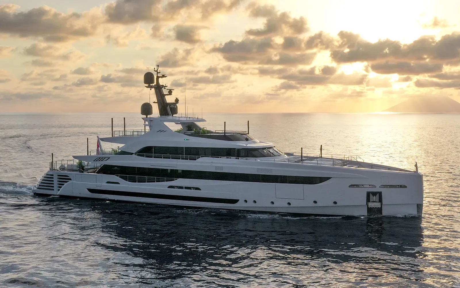 LEL - photo 2 yacht charter Cannes